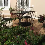 호텔 Vila Bregu 4*