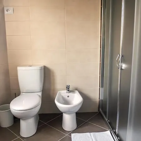 Vila Bregu 4* Tirana