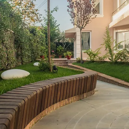 Vila Bregu Отель