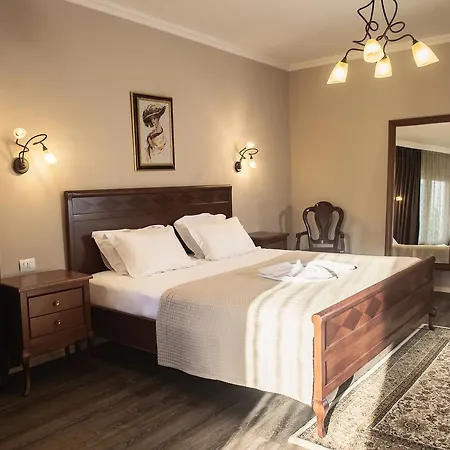 Vila Bregu 4* Tiran