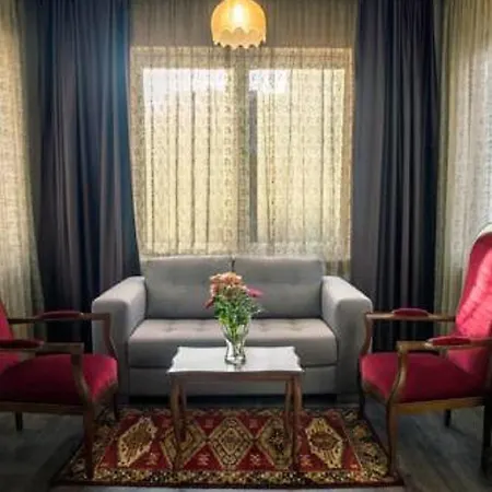 Vila Bregu 4* Тирана