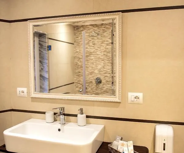 Hotel Vila Bregu 4*